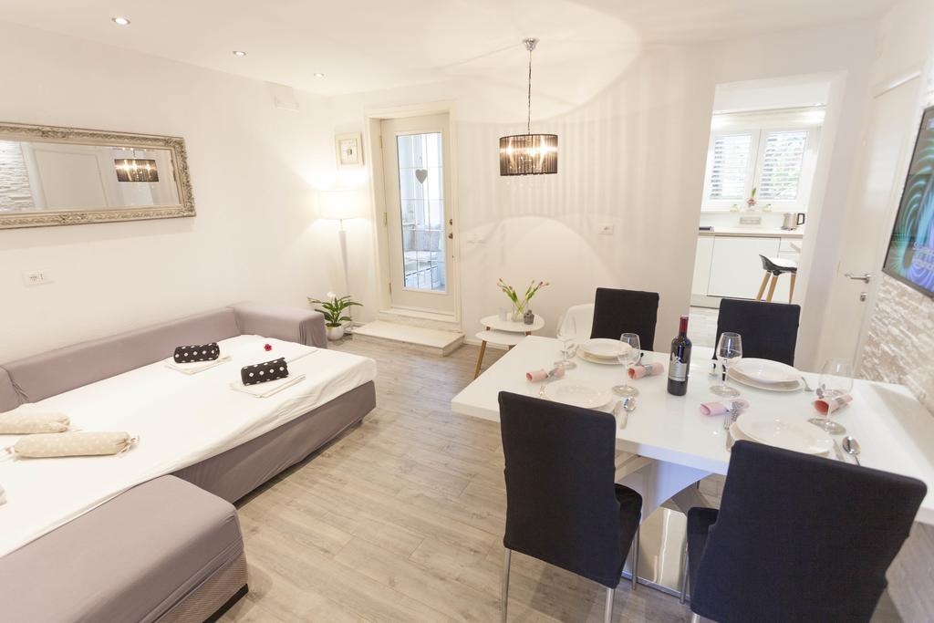 Apartmani Marina Makarska Esterno foto