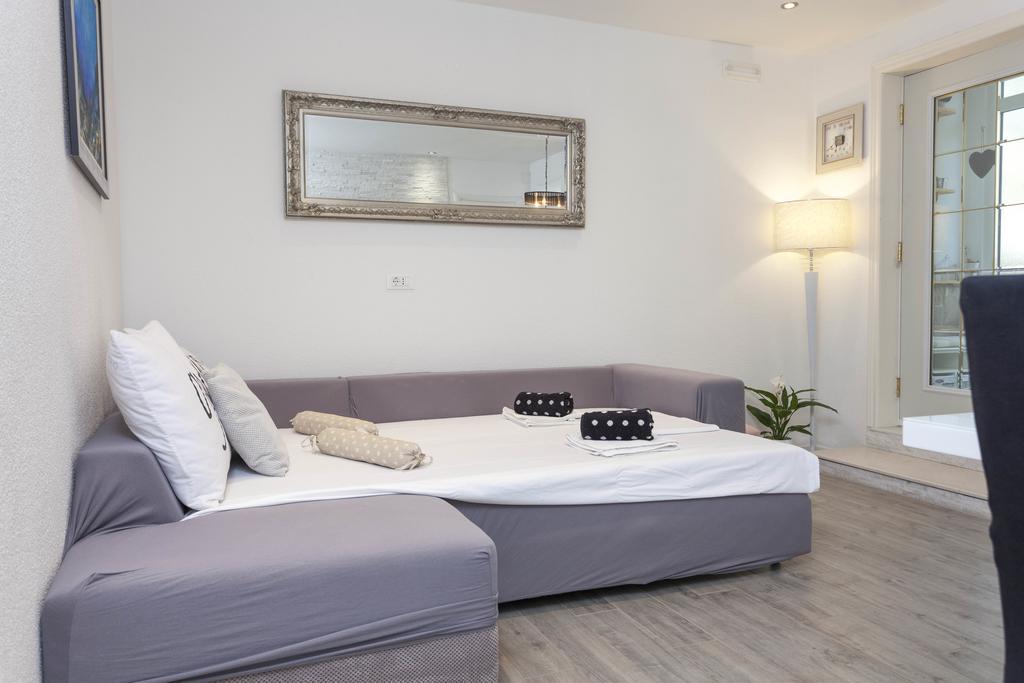 Apartmani Marina Makarska Esterno foto