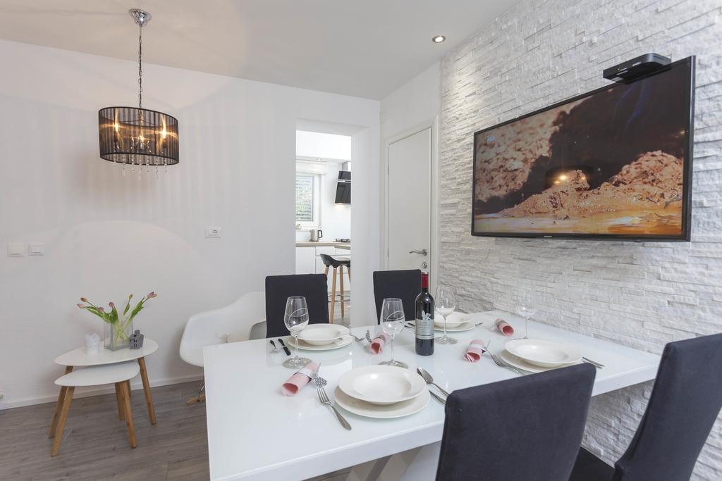 Apartmani Marina Makarska Esterno foto