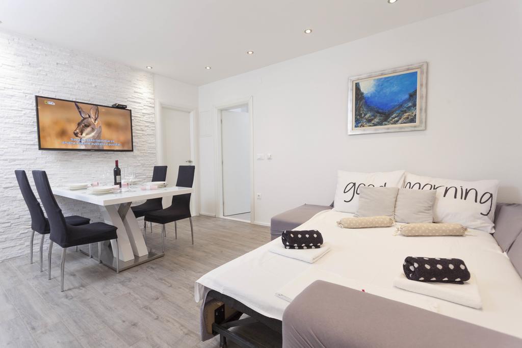 Apartmani Marina Makarska Esterno foto
