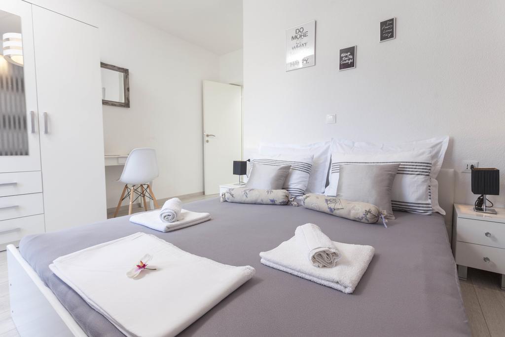 Apartmani Marina Makarska Esterno foto